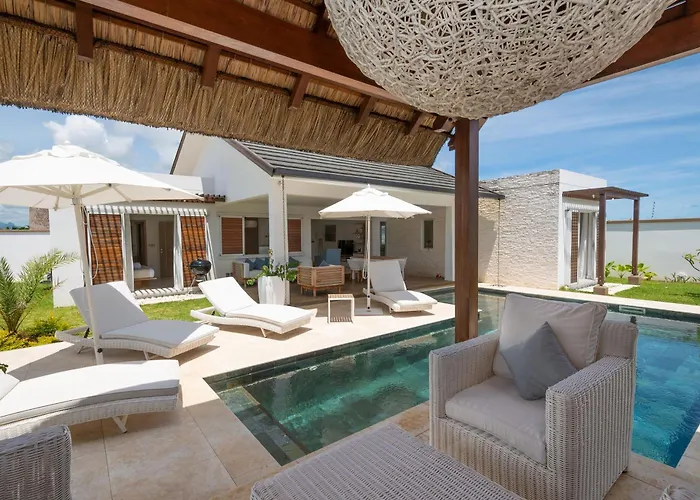 Villa Lilou, Splendide Villa Au Centre De Grand Baie